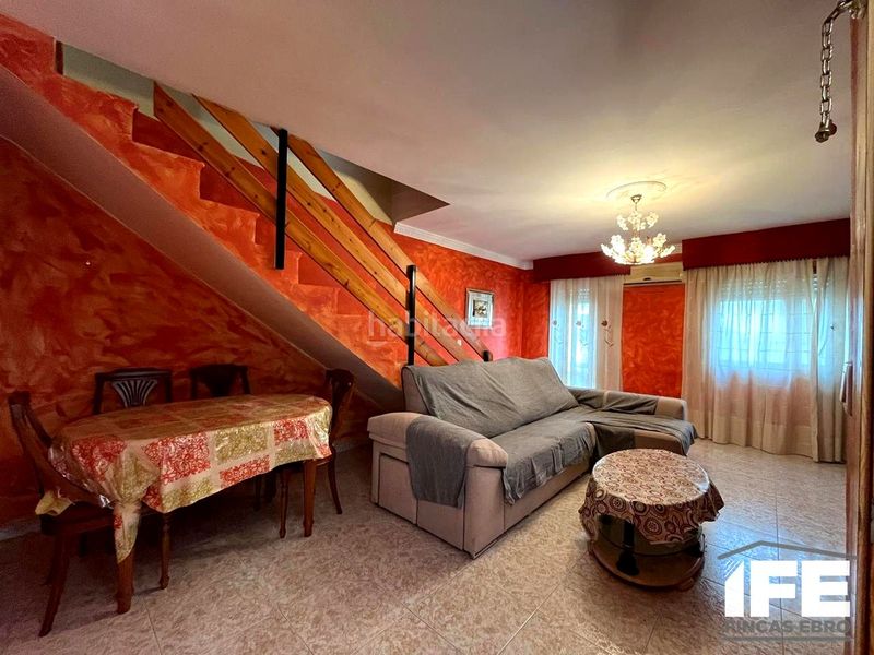 Foto b015d127-e8ad-4ad8-8f63-a7fd70ca50b3. Casa amb aparcament a Alagón