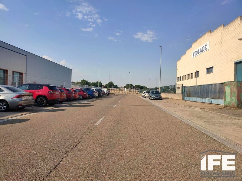 Foto 7e5422d1-09d8-483a-88fa-f619d020873c. Location bâtiment à usage industriel dans Alagón