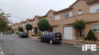 Maison à Calle Donantes de Sangre