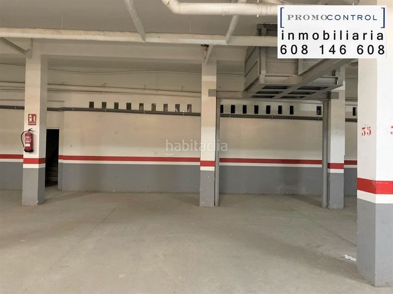 Foto f1aea66d-ca46-434a-9f55-57aa75278759. Car parking in n/a in Zuera