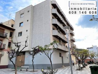 Location Local commercial à Calle carruez 5