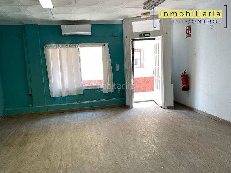 Foto 1cfdf94a-d1ef-4c13-aa81-70fd8973e93d. Location local commercial dans calle del salz 14 dans Zuera