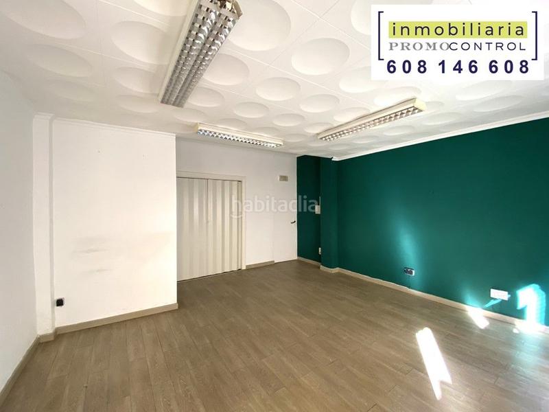 Foto fa6fbc90-b8c9-4d4b-aca8-f2fa0ae2bac9. Location local commercial dans calle del salz 14 dans Zuera