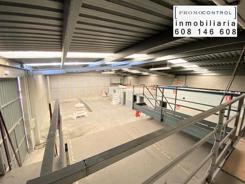 Foto 7cf80c2c-f0dc-4f5f-b9bb-ef90d388f694. Nave industrial en calle alemania 65 gran nave industrial en venta. en Zuera