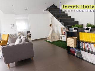 Maison à Calle val alta 44. Se vende casa independiente de 505 m², en calle val alta en zuer