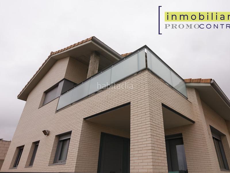 Foto 50170710-b5c5-4813-8ba9-3a881b0d39b3. Casa in calle val alta 44 in Zuera