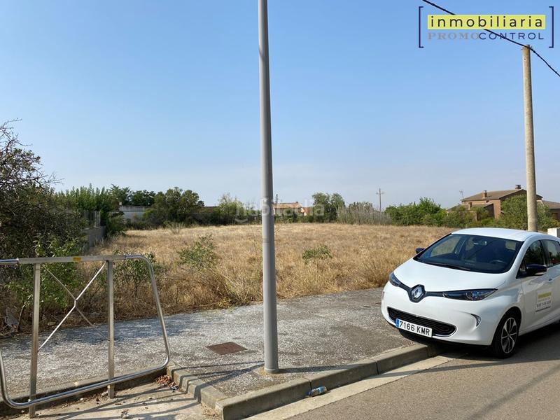 Foto c4c2b92a-e107-4905-82c1-5a577b172322. Terreno residencial en calle baltasar gracián 70 terreno en urbanización el saso en San Mateo de Gállego