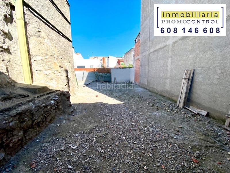 Foto f7973365-ca57-4aa5-9550-5d48b8cde272. Rent residential plot in calle suñol 43 in Zuera
