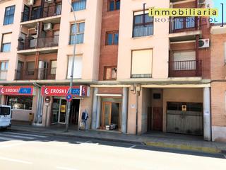 Aparcament cotxe a Avenida zaragoza 12. Garaje en venta en avenida zaragoza, 12