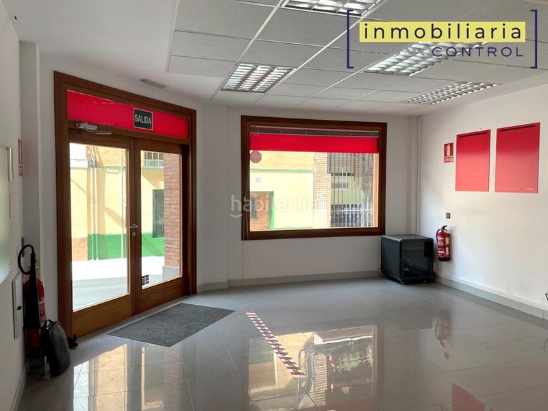Foto 8d869247-2e64-47e8-bfce-78e0c8d35365. Rent business premise in Zuera