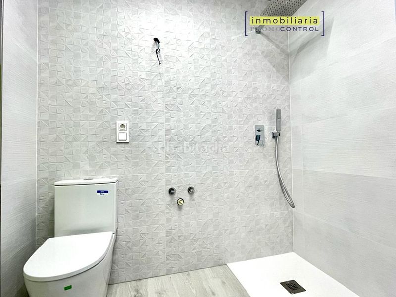 Foto 004a5777-f359-440b-bfb9-629534152c77. Casa a schiera in calle las balsas 14 in Zuera