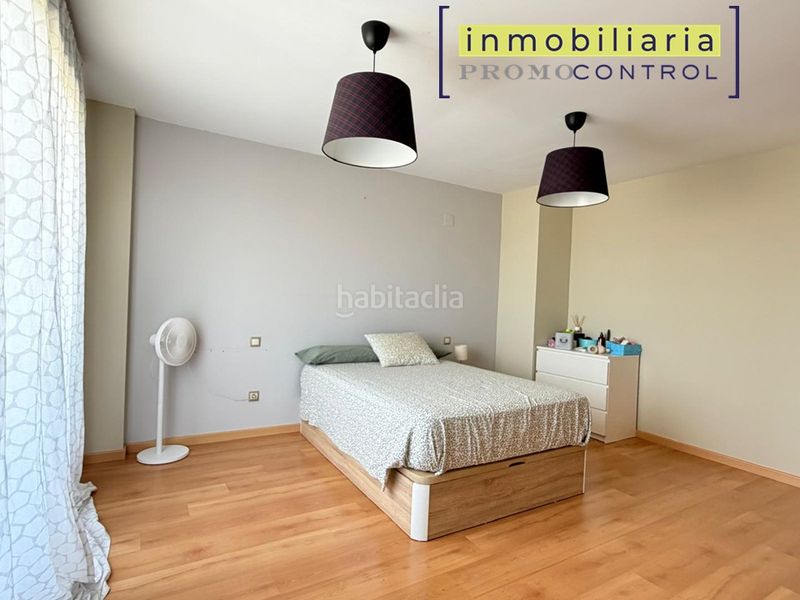 Foto 4cc2b58c-c160-4714-ab57-9274b3e5ff0c. Casa adossada amb calefacció aparcament a Zuera
