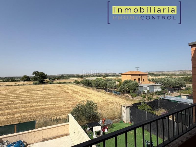 Foto b01e38d5-1eb2-4f14-a5af-ca6da298b0d0. Casa adossada amb calefacció aparcament a Zuera