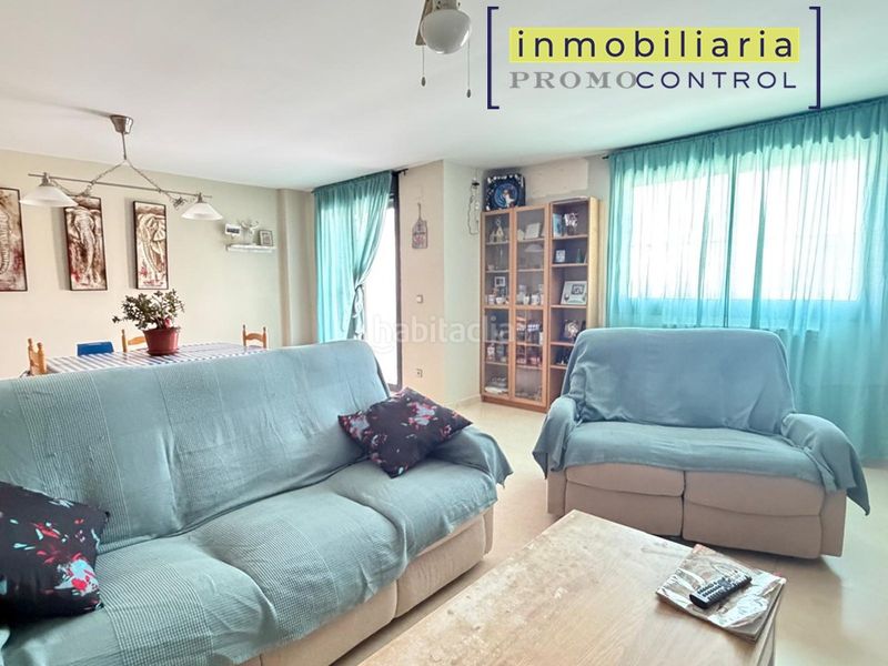 Foto bf08deb8-dffa-4df3-815f-ca851fa119e8. Casa adossada amb calefacció aparcament a Zuera