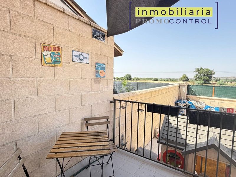 Foto ef02c3b0-c881-4b40-b9b2-33c99ce96332. Casa adossada amb calefacció aparcament a Zuera