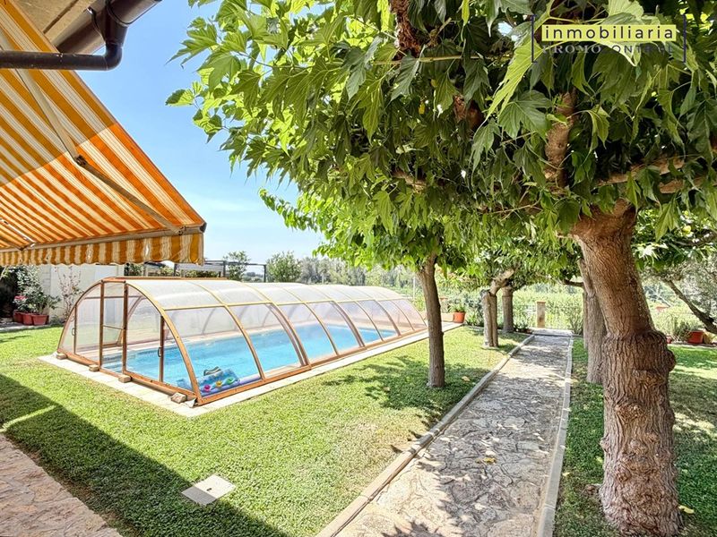 Foto 6b2162e1-00db-4eb3-bd86-0e0b995c0ff3. Xalet amb xemeneia calefacció aparcament piscina a Zuera