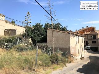 Maison à Calle leciñena 22. Referencia. – casa en venta para reformar o tirar, en la calle l