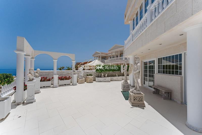 Foto 9438f8c0-aa58-41f4-aa6e-60ed8e2e7436. Maison avec parking piscine dans La Caleta Adeje