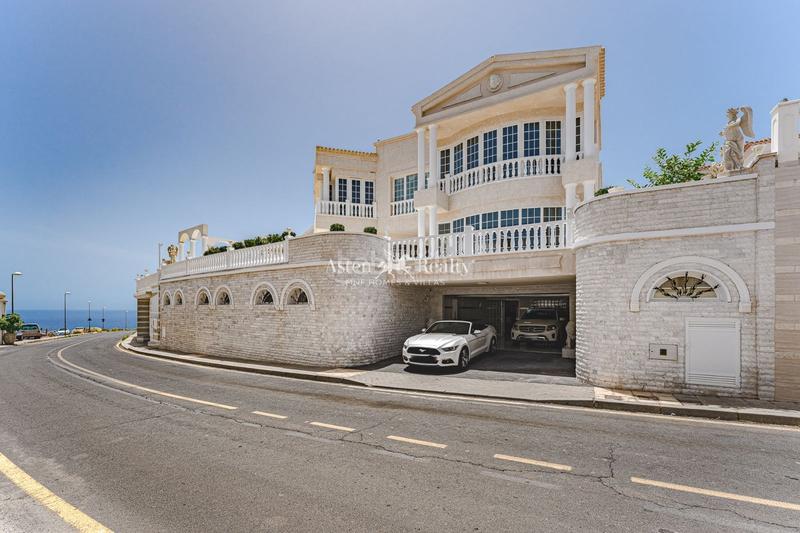 Foto e3f52d3e-f11d-417c-aa2f-942a64e62169. Maison avec parking piscine dans La Caleta Adeje