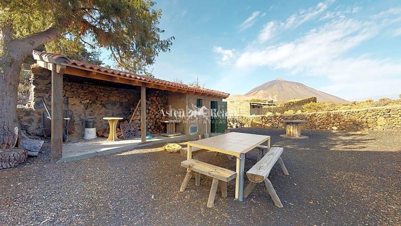 Foto 82120a4f-2723-4f03-9f5c-16996b7894cb. Chalet in La Perdoma - San Antonio - Benijos Orotava (La)