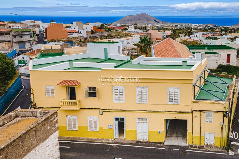 Foto c5e400b2-6366-4461-843b-8ce0e0e16fc4. Casa amb aparcament a Candelaria - playa la viuda Candelaria