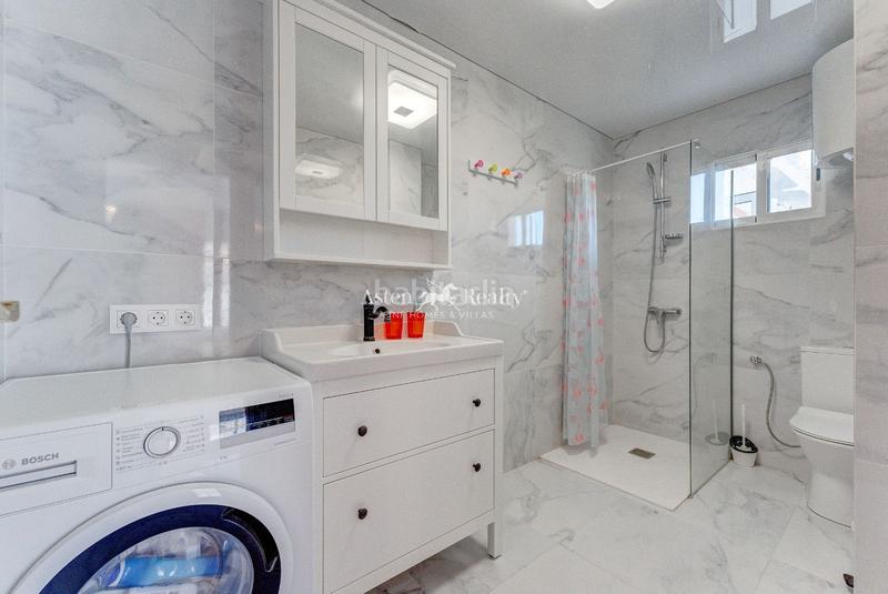 Foto 15f2ac8b-e765-4158-94db-cb7cdbf945fd. Chalet with parking in Puerto de Santiago Santiago del Teide