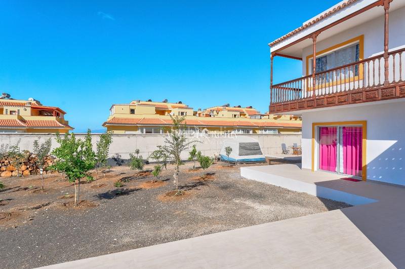 Foto 358ac37e-bda4-4b3e-9f7b-67ef4a1779fb. Chalet with parking in Puerto de Santiago Santiago del Teide