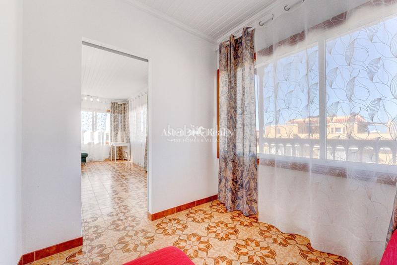 Foto cde4473d-b726-44e4-85fc-729026df0602. Chalet with parking in Puerto de Santiago Santiago del Teide