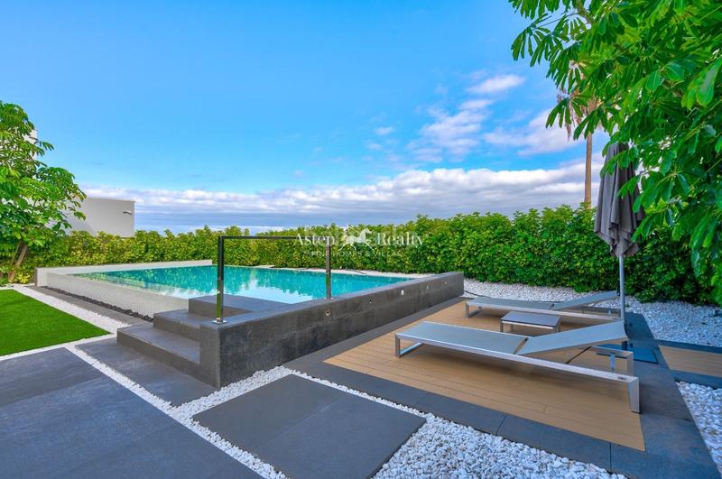 Foto d2bad259-cdc0-47a4-b448-5917a8e6f4c3. Casa con riscaldamento parcheggio piscina in La Caleta Adeje