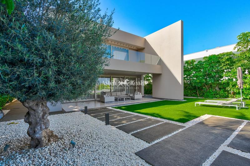 Foto fb00fb5f-7e3c-4f0e-8c1d-e1d515c3795f. Casa con riscaldamento parcheggio piscina in La Caleta Adeje