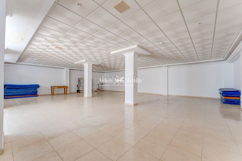 Foto 0f587588-00a1-4558-b77b-d7e14742e6db. Edifici a Guargacho Arona