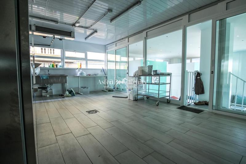 Foto 0fb4768c-329b-4e9a-b323-d91542d52f0f. Locale commerciale in Guargacho Arona