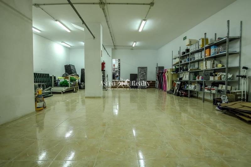 Foto 23fcf448-68c6-450f-8a2d-22e69dccc103. Locale commerciale in Guargacho Arona