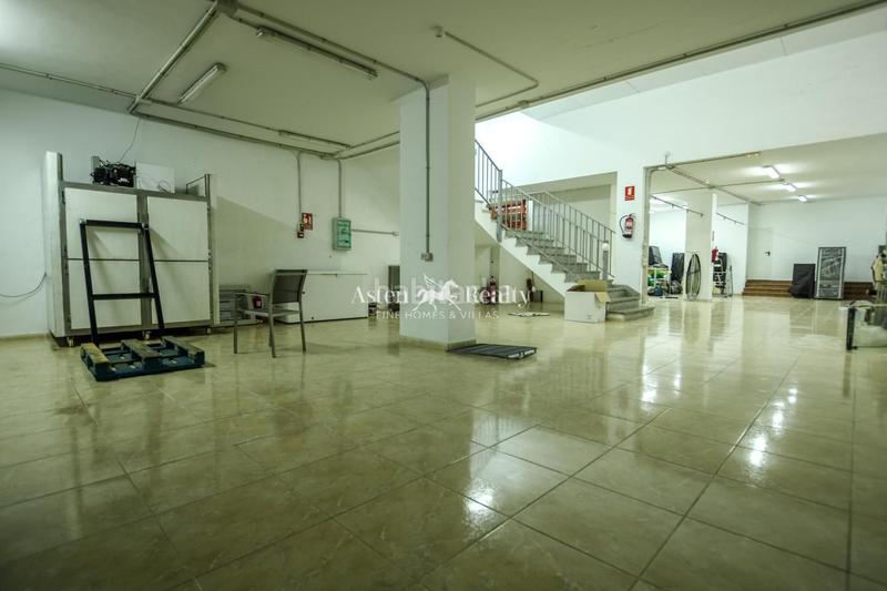 Foto 35ab760f-1ec8-482b-93c4-c611a483690c. Locale commerciale in Guargacho Arona