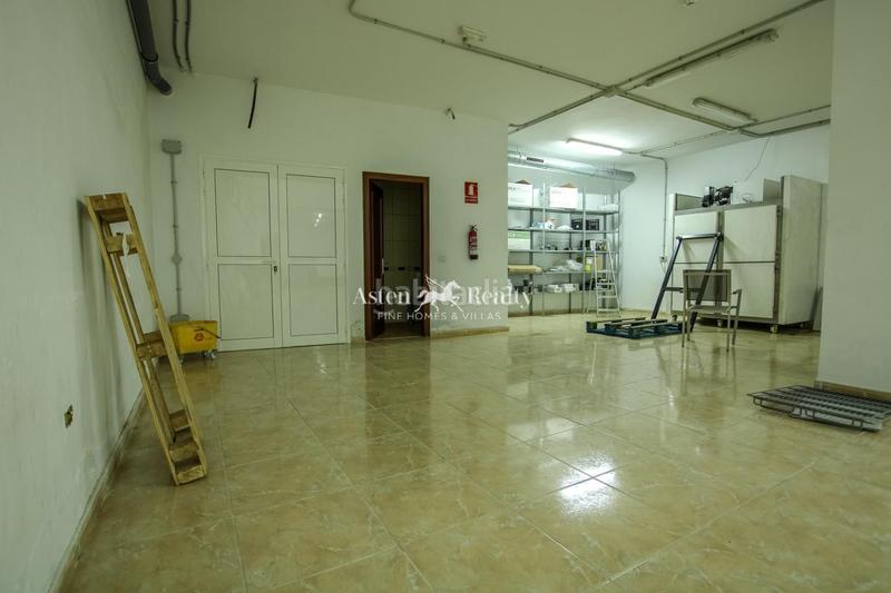 Foto 91c8eae2-e213-4d57-b839-173b6a825fb7. Locale commerciale in Guargacho Arona