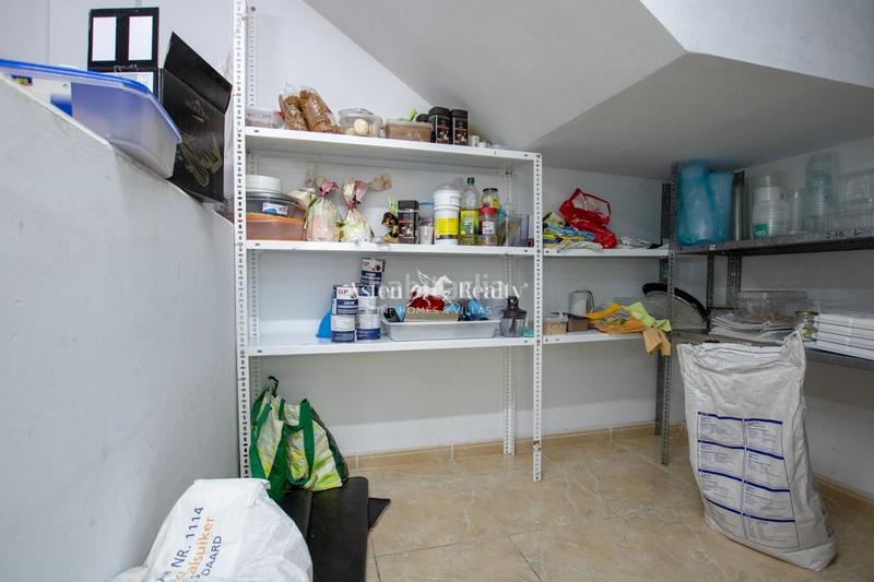 Foto a18c58ef-d4de-4490-bf12-d3f5a9b31e65. Locale commerciale in Guargacho Arona