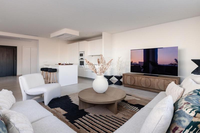 Foto 4b453a77-0553-44cc-8ae0-d9fe980cb69c. Chalet en san eugenio alto en La Caldera Adeje