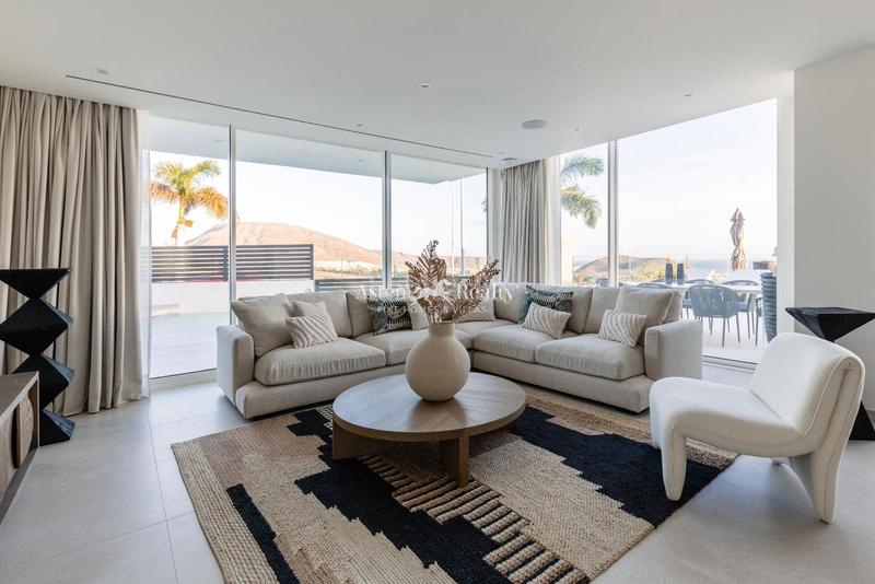 Foto 528c5793-8375-447b-a5d6-4fc781b7847b. Chalet en san eugenio alto en La Caldera Adeje