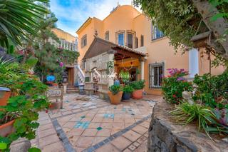 Casa  Galicia. Villa torviscas alto