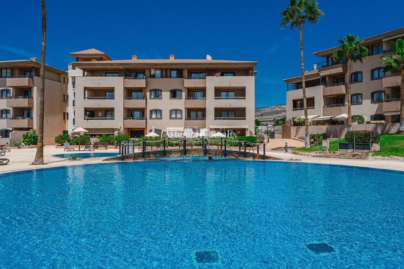 Foto be133ebd-a983-4b39-be37-91ecf9924c59. Casa a schiera con parcheggio piscina in Callao Salvaje - Playa Paraíso Adeje
