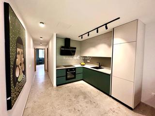 Apartamento en Playa de San Juan. Edificio nuevo con apartamentos de 2 dormitorios.
