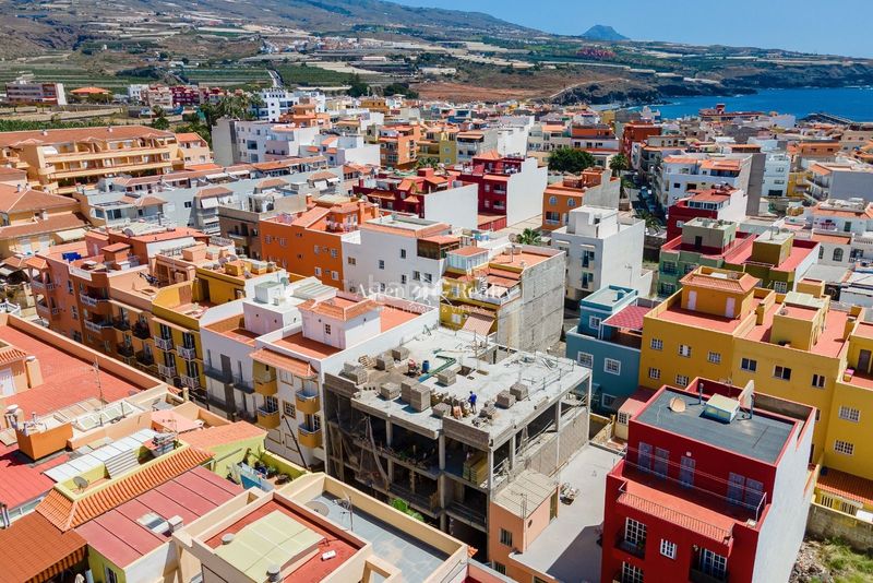 Foto 015ab420-7f8f-44e2-b9e9-34adbdc09124. Apartament amb aparcament a Playa de San Juan Guía de Isora