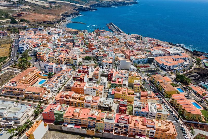 Foto c6d91063-66c6-46f4-a381-5ff69d09a8bf. Apartament amb aparcament a Playa de San Juan Guía de Isora