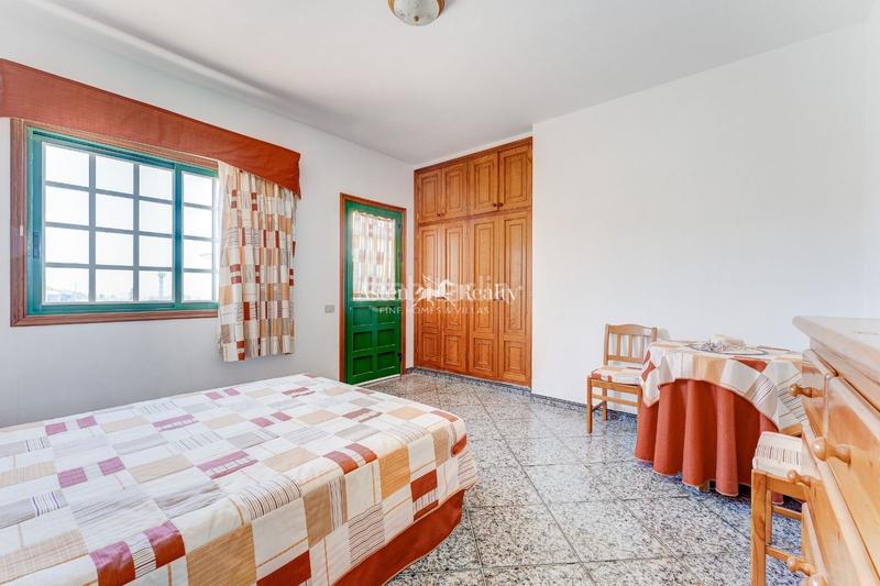 Foto 04aab3af-7bf5-4b92-8d89-df56c66f1542. Haus mit parking in Tijoco Bajo Adeje