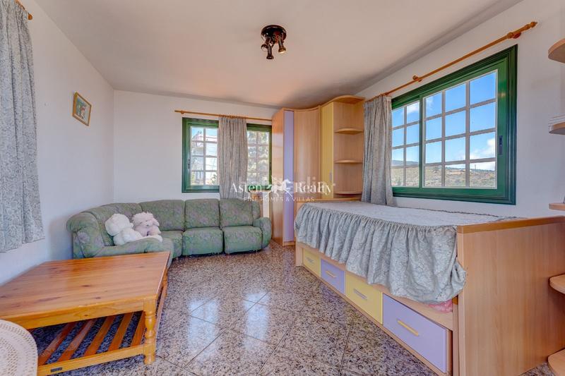 Foto 32da9b3b-a9e8-4763-888a-9a0c78a9acff. Haus mit parking in Tijoco Bajo Adeje