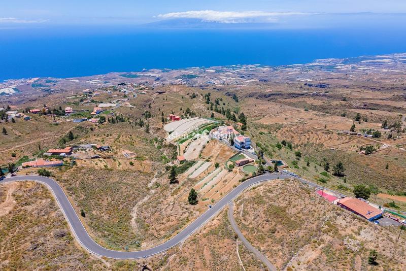 Foto b3fe4ff1-3de8-4497-987f-55971c8e87f5. Haus mit parking in Tijoco Bajo Adeje