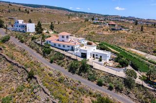 House in Tijoco Bajo. Finca con impresionantes vistas en tijoco alto