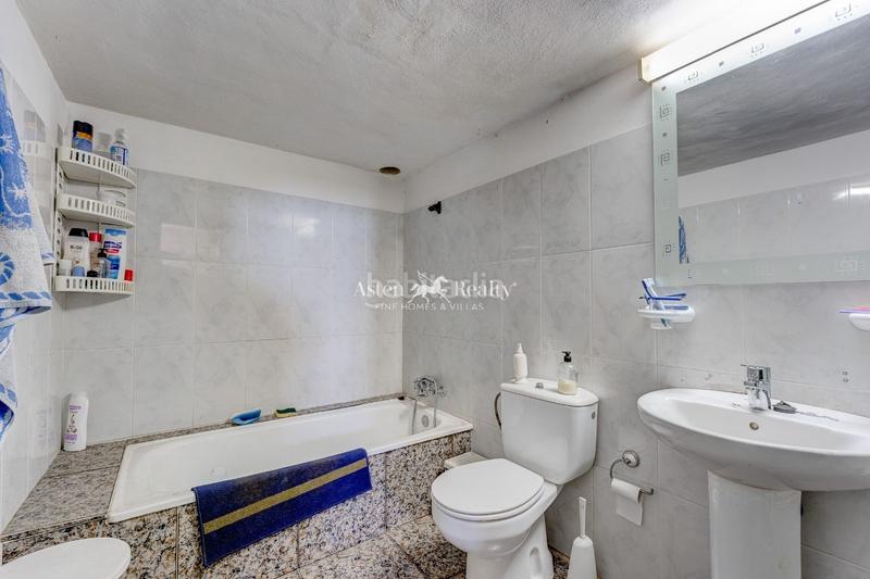 Foto d7a1c423-ff83-4ad6-8aa2-f9927acf271c. Haus mit parking in Tijoco Bajo Adeje