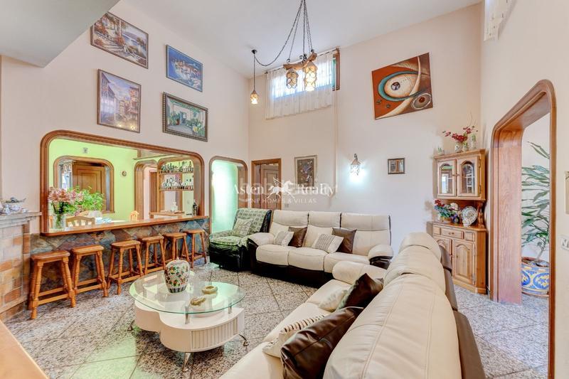 Foto eeae0ea2-18bf-4a05-8e13-1d3cf5b9a1c1. Haus mit parking in Tijoco Bajo Adeje