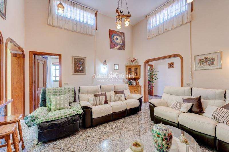 Foto eec82e09-599b-4888-9600-35105af5e333. Haus mit parking in Tijoco Bajo Adeje